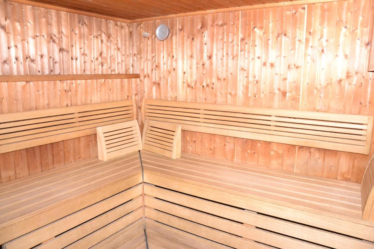 Apartament Polanki Z Basenem Blisko Plazy Kołobrzeg Exterior foto